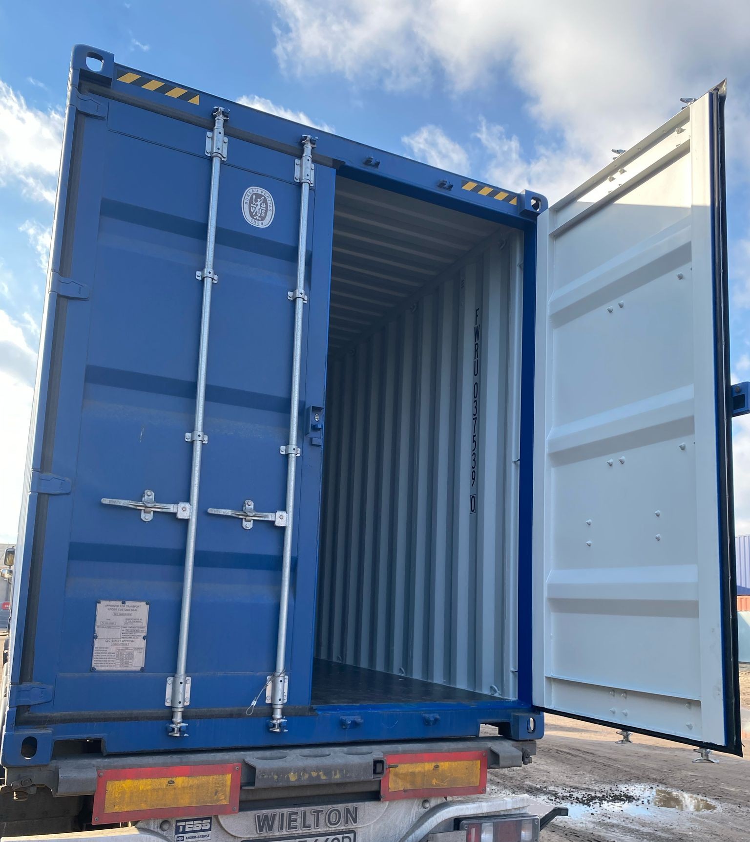 12m (40'HC) Kontener Morski FWRU0375390 - obrazek 4