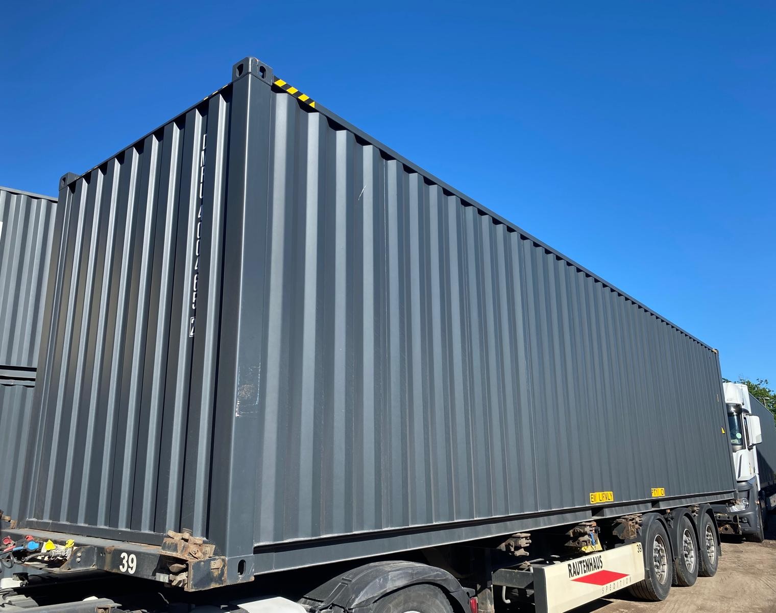 12m (40'HC) Kontener Morski DMRU4004652