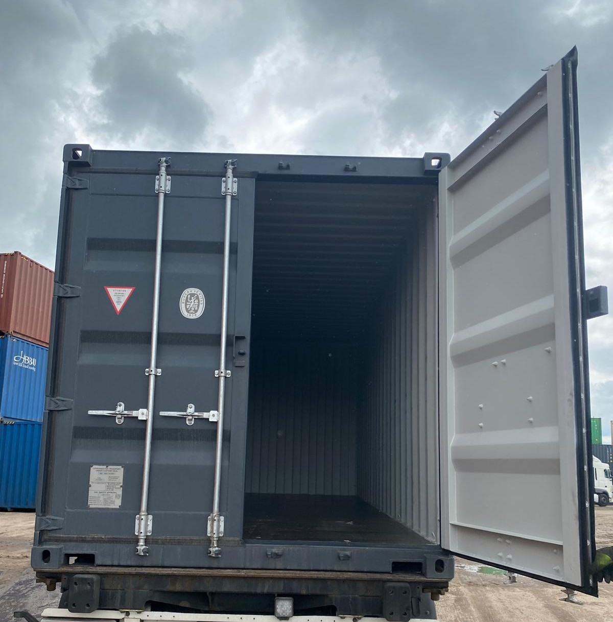 6m (20'DC) Kontener Morski XHCU2710630 - obrazek 3