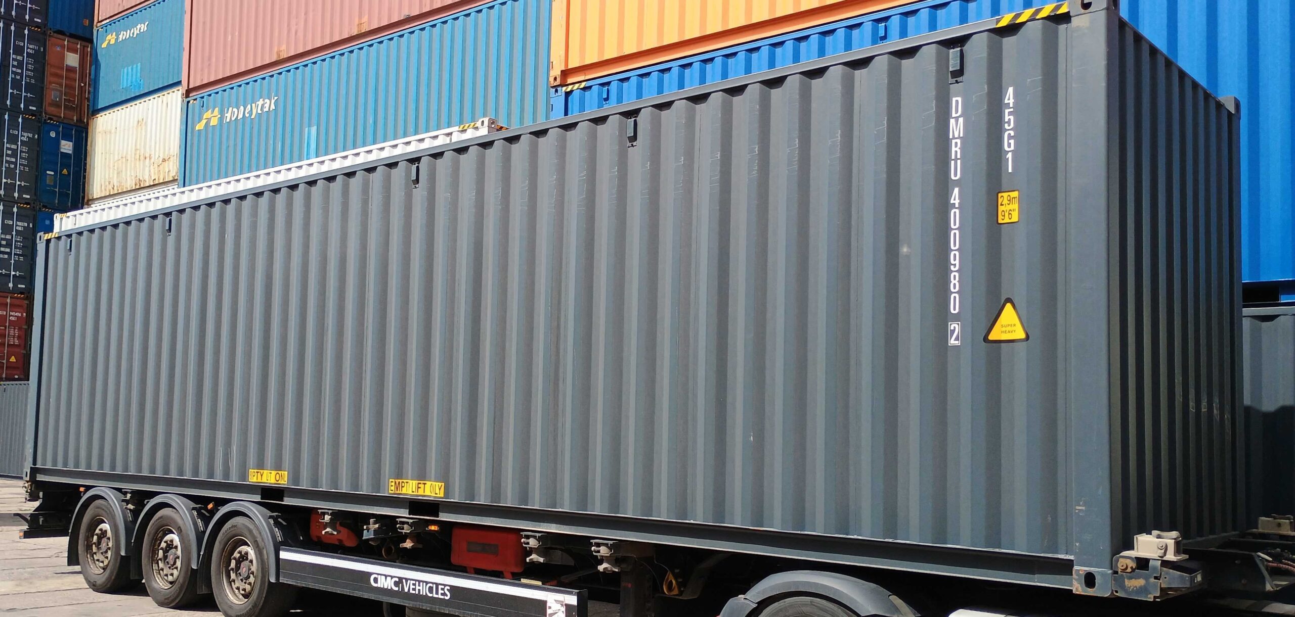 12m (40'HC) Kontener morski DMRU4009802