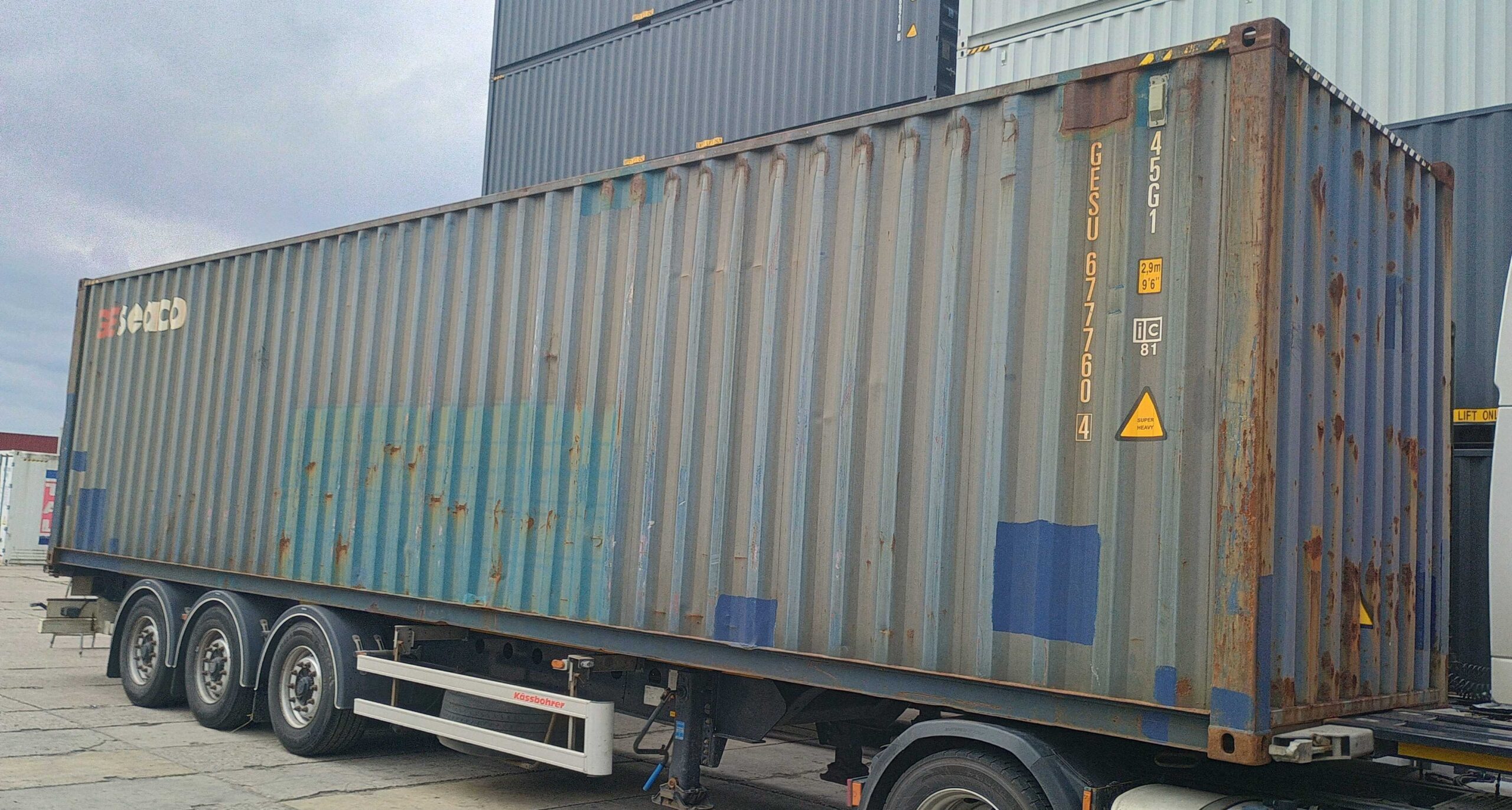 12m (40'HC) Kontener morski GESU6777604