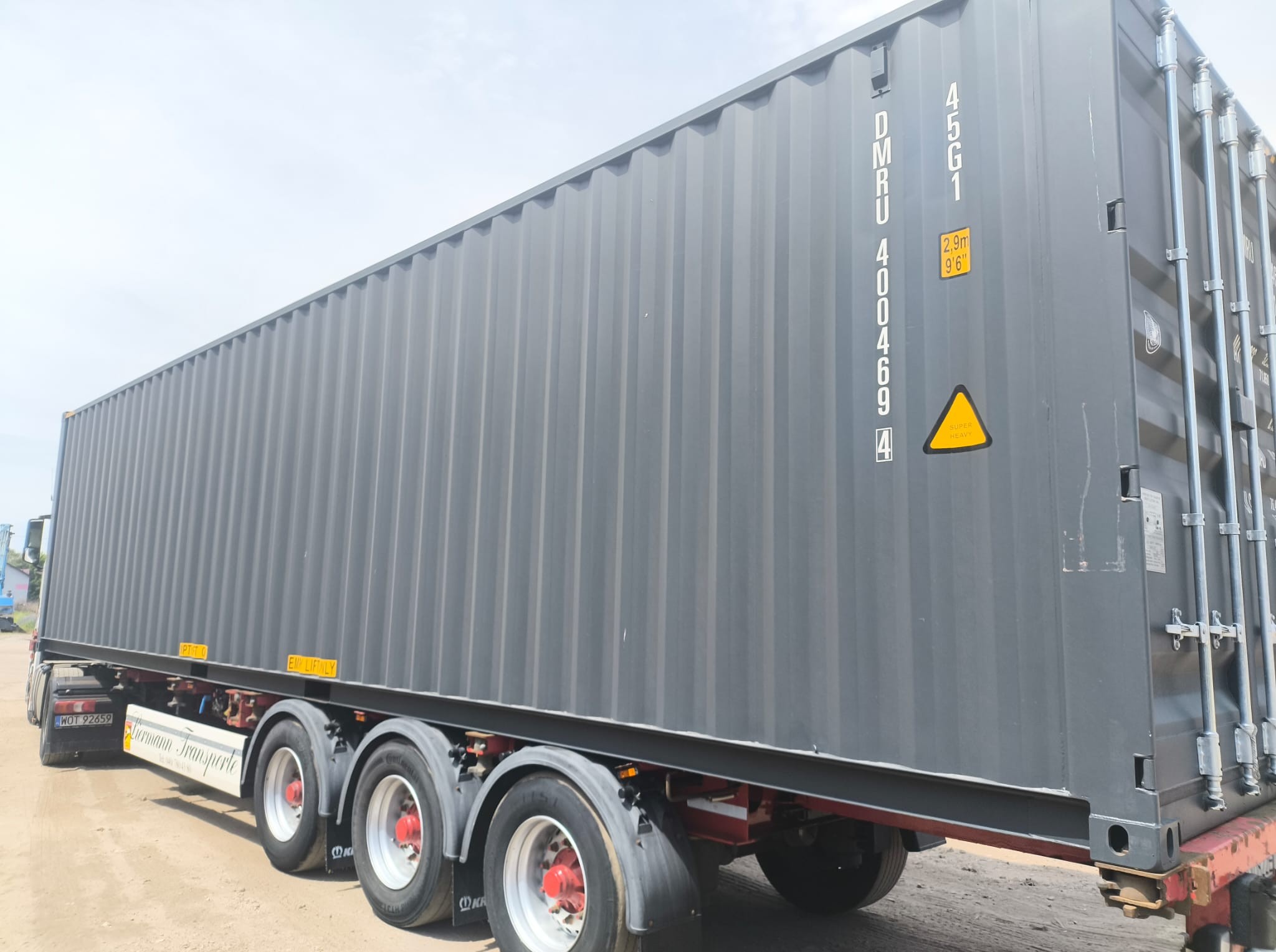 12m (40'HC) Kontener morski DMRU4004694