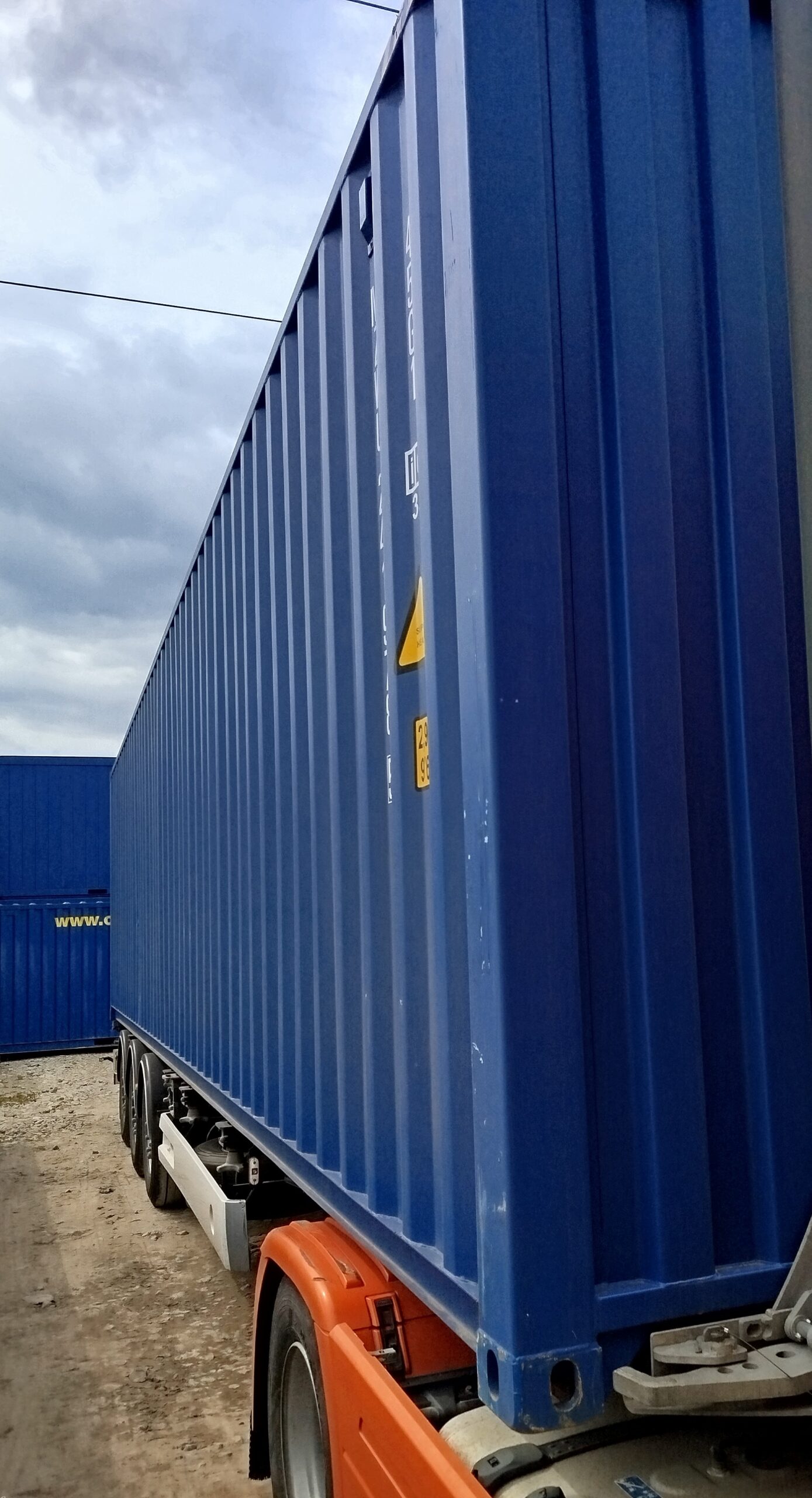 12m (40'HC) Kontener Morski MZWU2419785 - obrazek 6