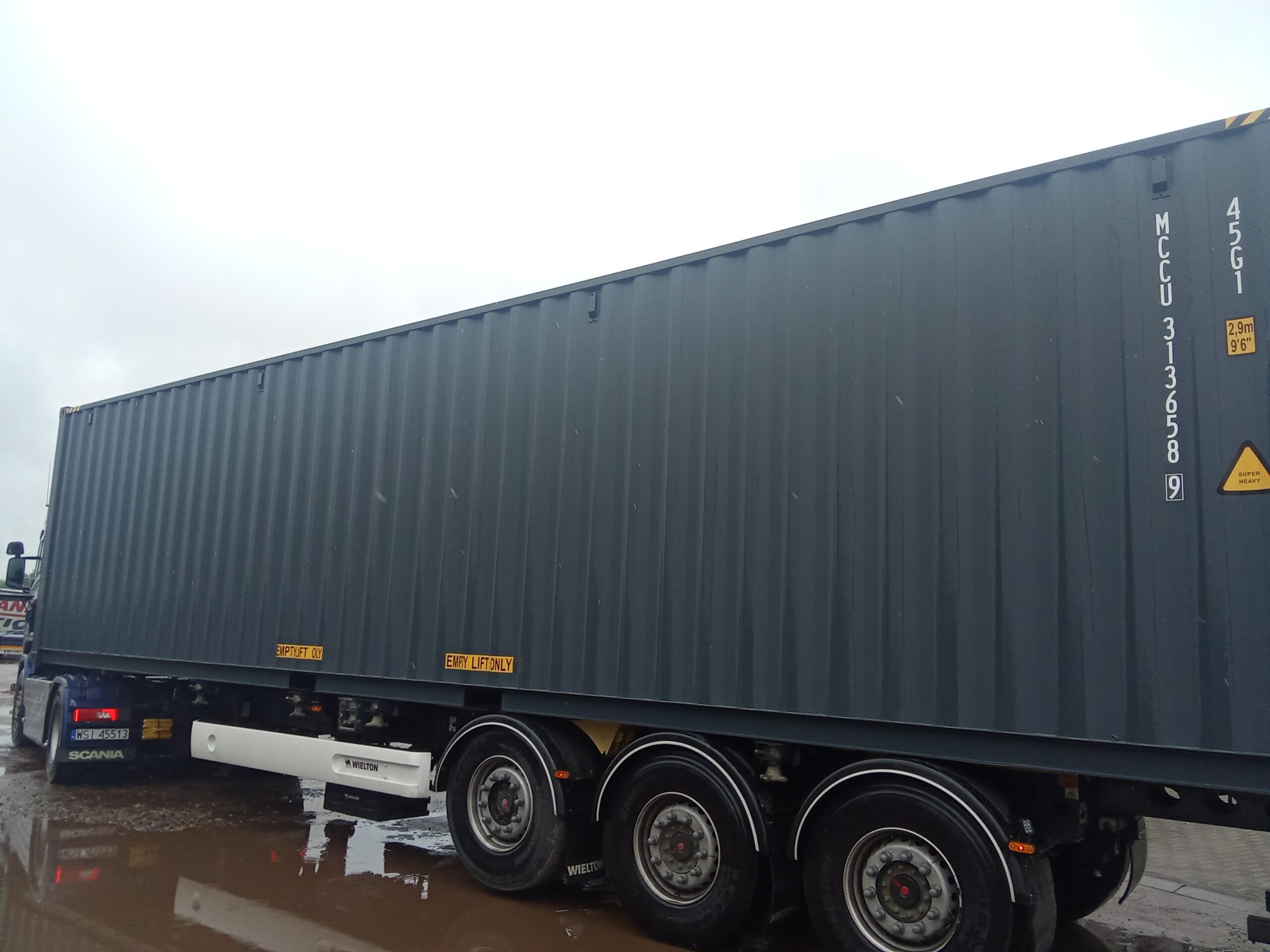 12m (40'HC) Kontener Morski MCCU3136589